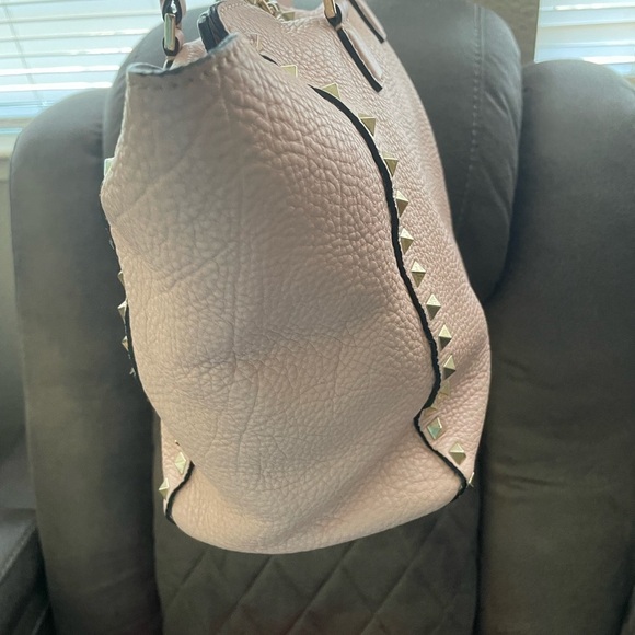 Authentic Valentino Garavani Rockstud Two way bag - Picture 7 of 12